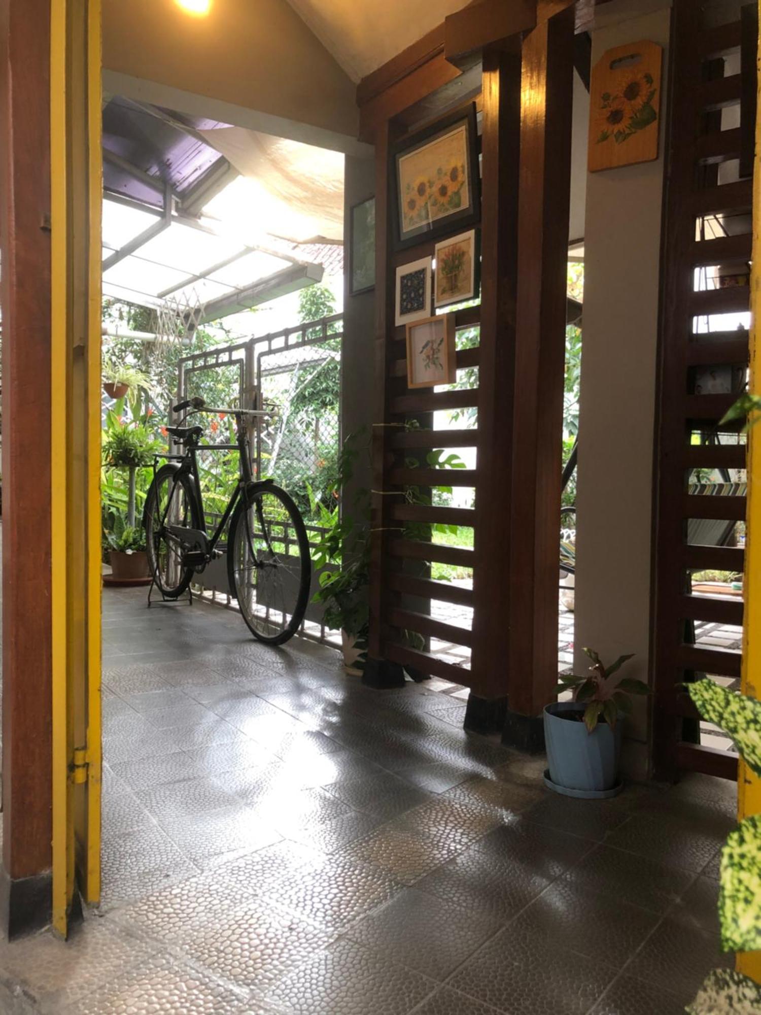 De Riau Guesthouse Bandung Exterior foto